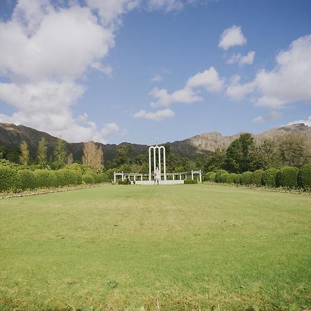 Maison Des Huguenots Le Roux Franschhoek Esterno foto